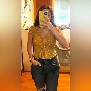 American Eagle Cropped Floral Blouse